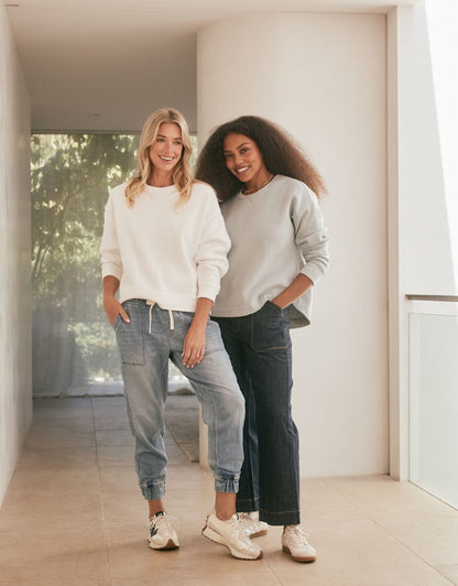 Monogram Fleece Scoop Hem Sweat - Light Blue