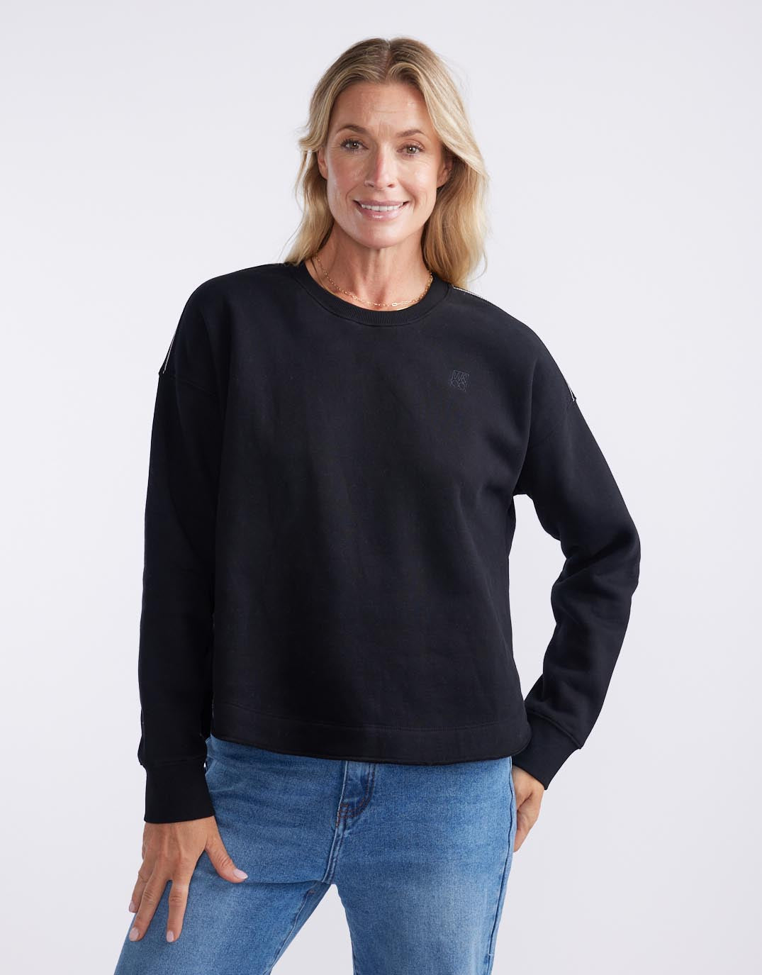 Monogram Fleece Scoop Hem Sweat - Black