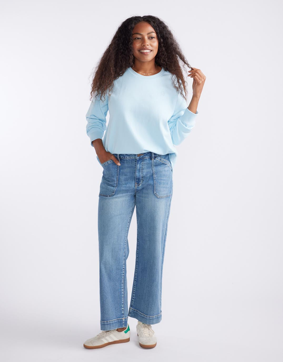 Staple Scoop Hem Sweat - Ice Blue